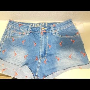 SOLD.Flamingo shorts🦩